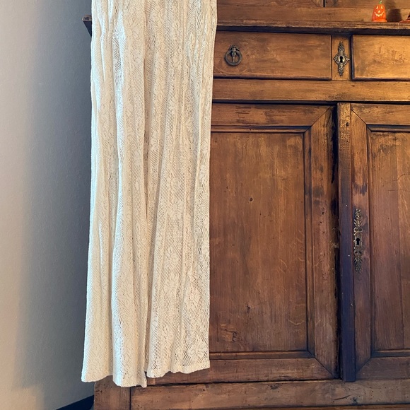 Ecoté White Lace Wide Leg Jumpsuit - Picture 3 of 12